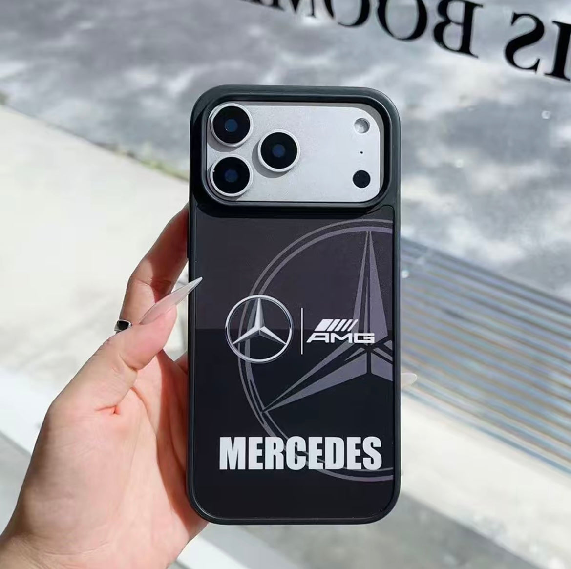 Minimální luxusní matné akrylové pouzdro na telefon v závodním stylu