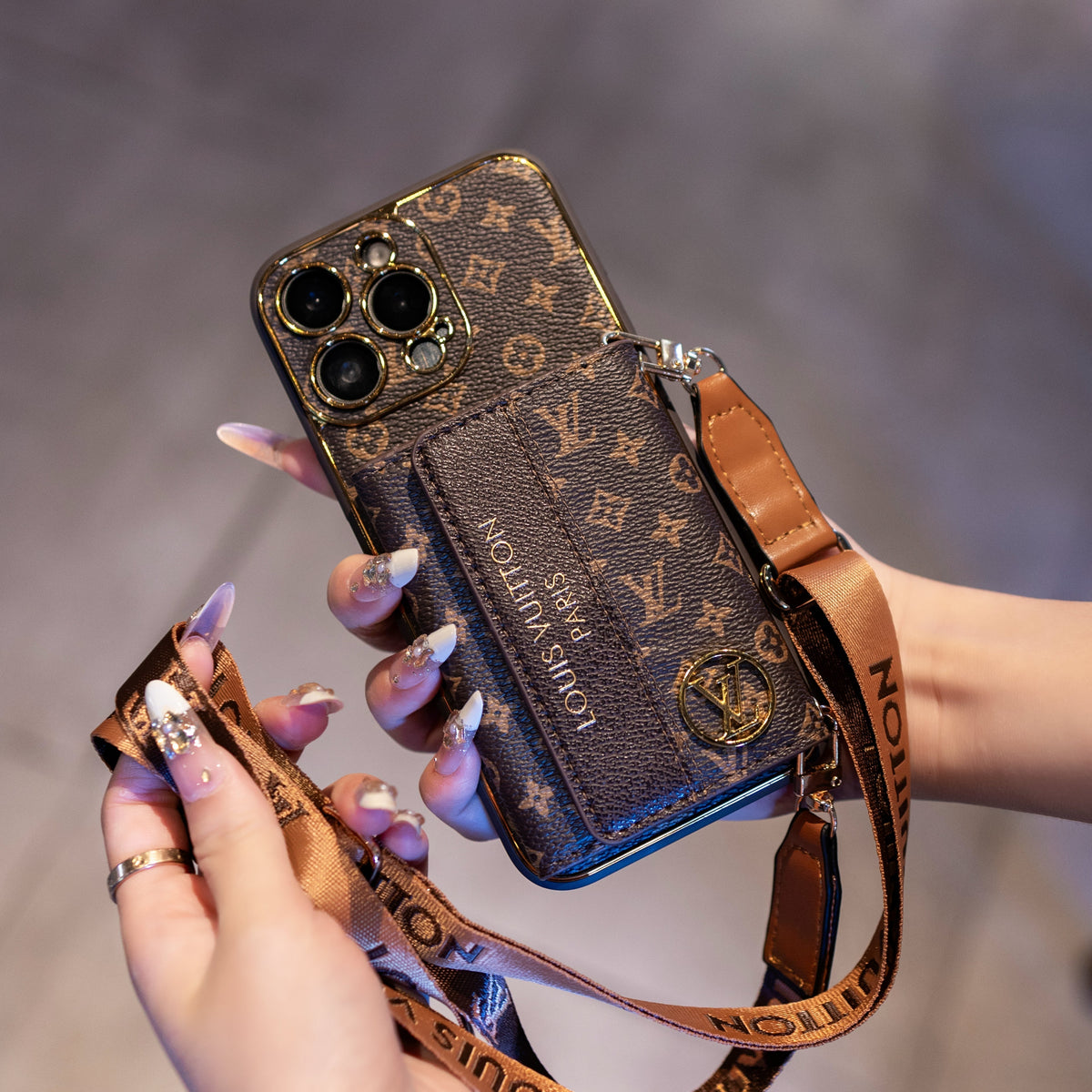 Funda de lujo para iPhone de cuero avanzado con tarjetero y correa