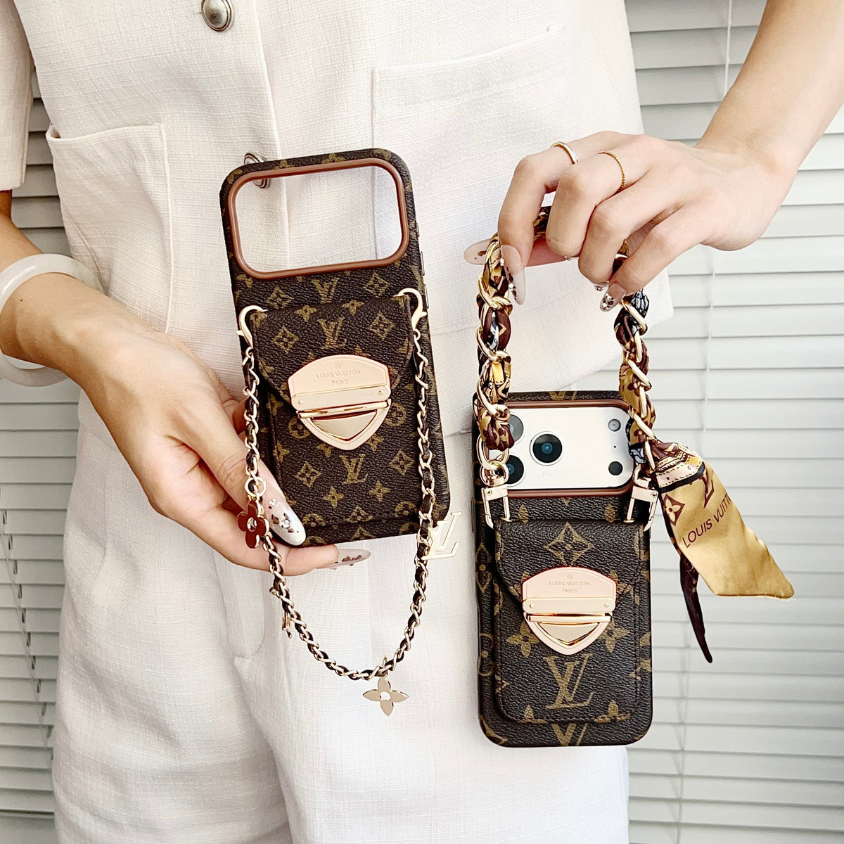 Luksus Crossbody iPhone-deksel med kortlomme og avtakbar stropp
