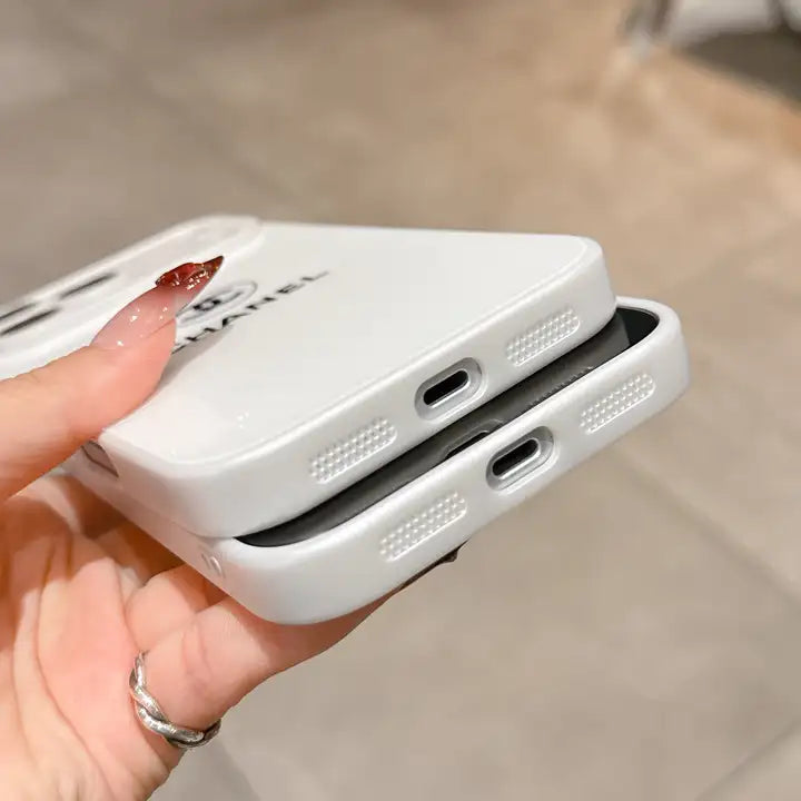Klassisk Minimalist Luxe iPhone-deksel – White Gloss Edition