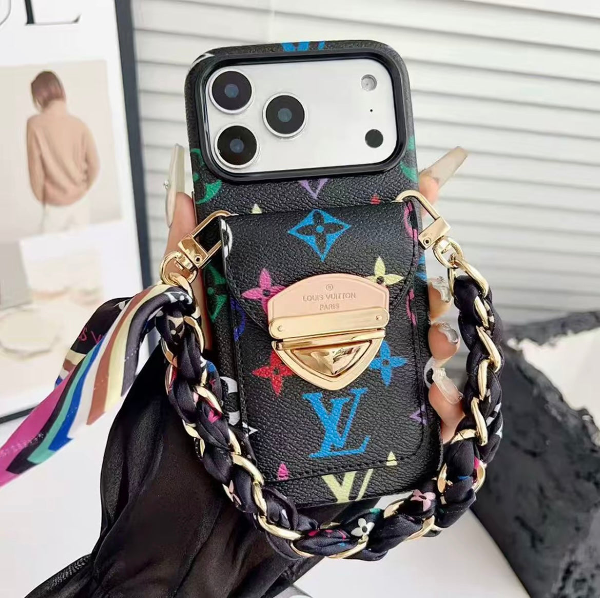 Luxusní náramek s náramkem na iPhone 17 Pro Max Case
