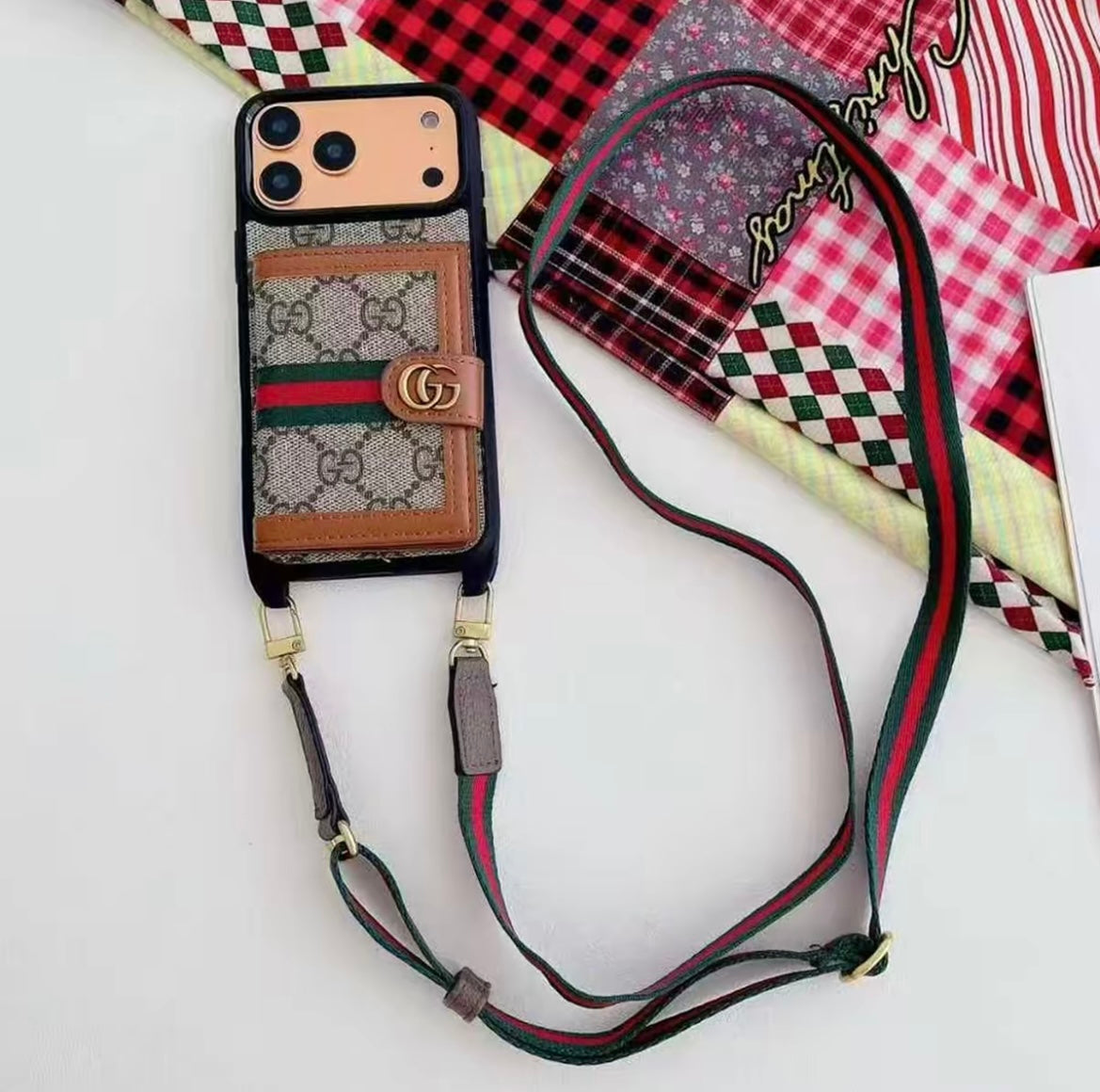 Étui portefeuille pour téléphone à bandoulière — Transport élégant, commodité quotidienne