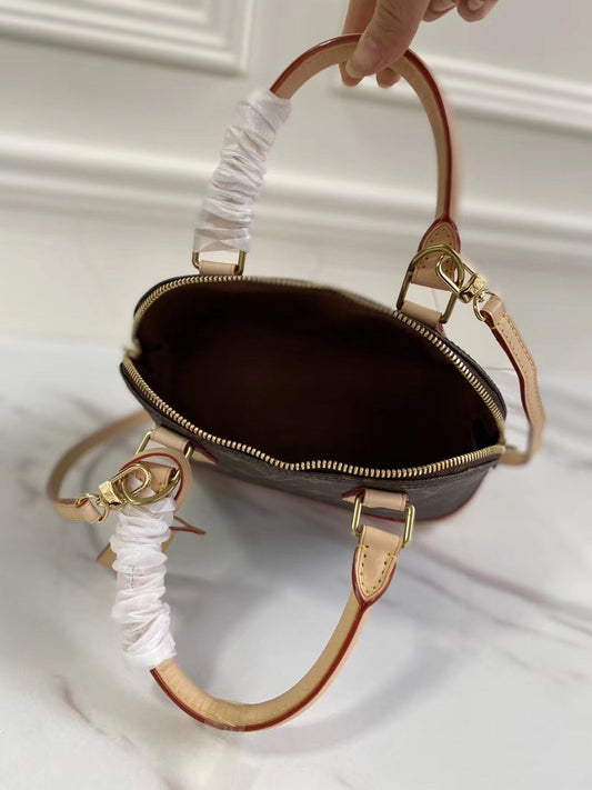Klassische und stilvolle Alma-Tasche