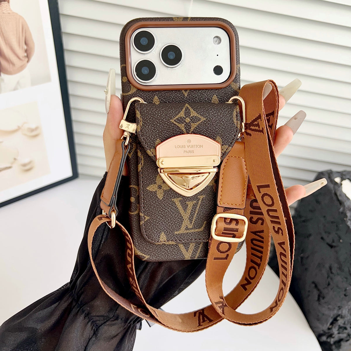 Luksus Crossbody iPhone-deksel med kortlomme og avtakbar stropp