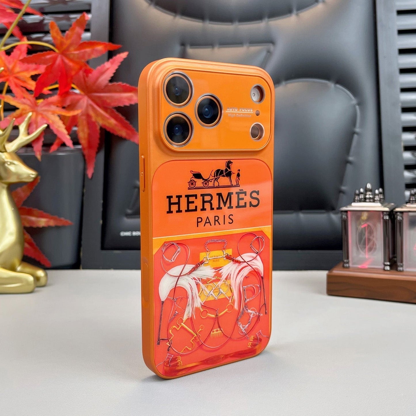 H Luxuriöse iPhone-Hülle aus der Orange-Serie