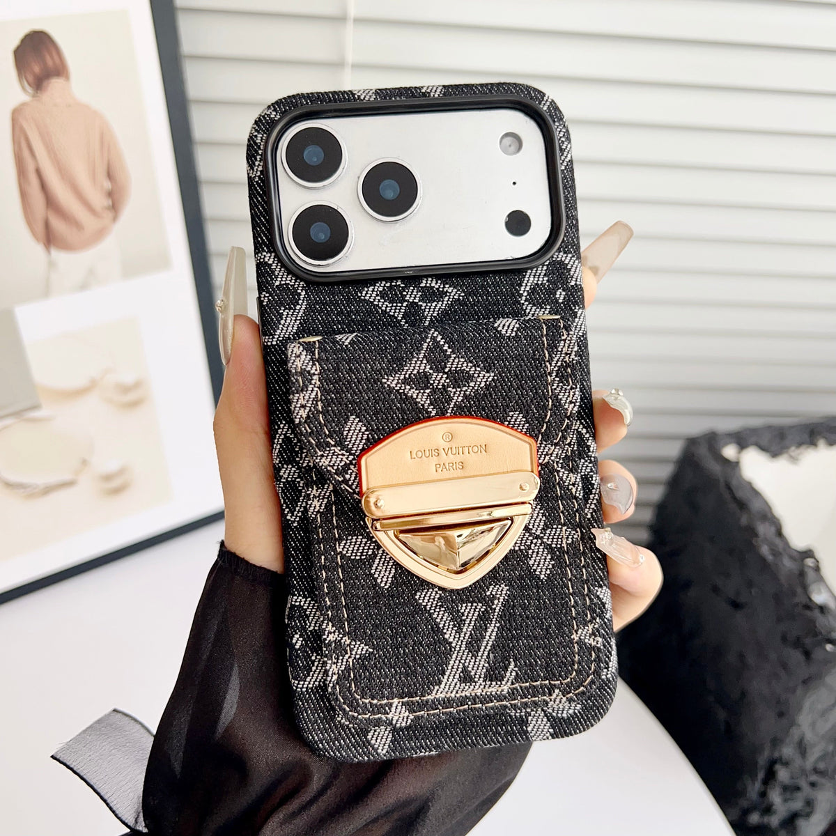 Luksus Crossbody iPhone-deksel med kortlomme og avtakbar stropp