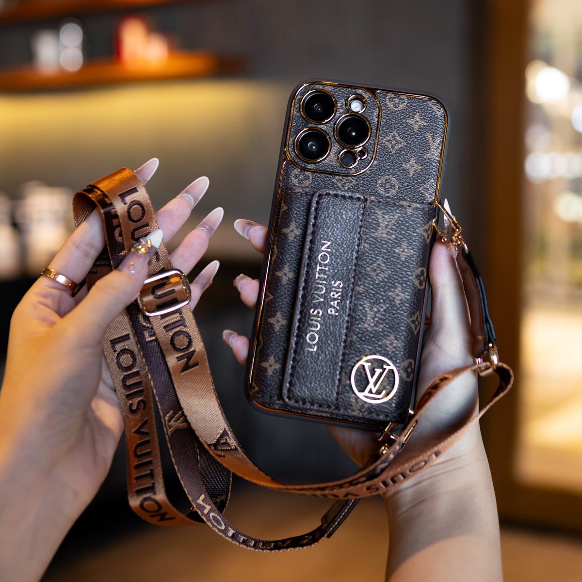 Funda de lujo para iPhone de cuero avanzado con tarjetero y correa