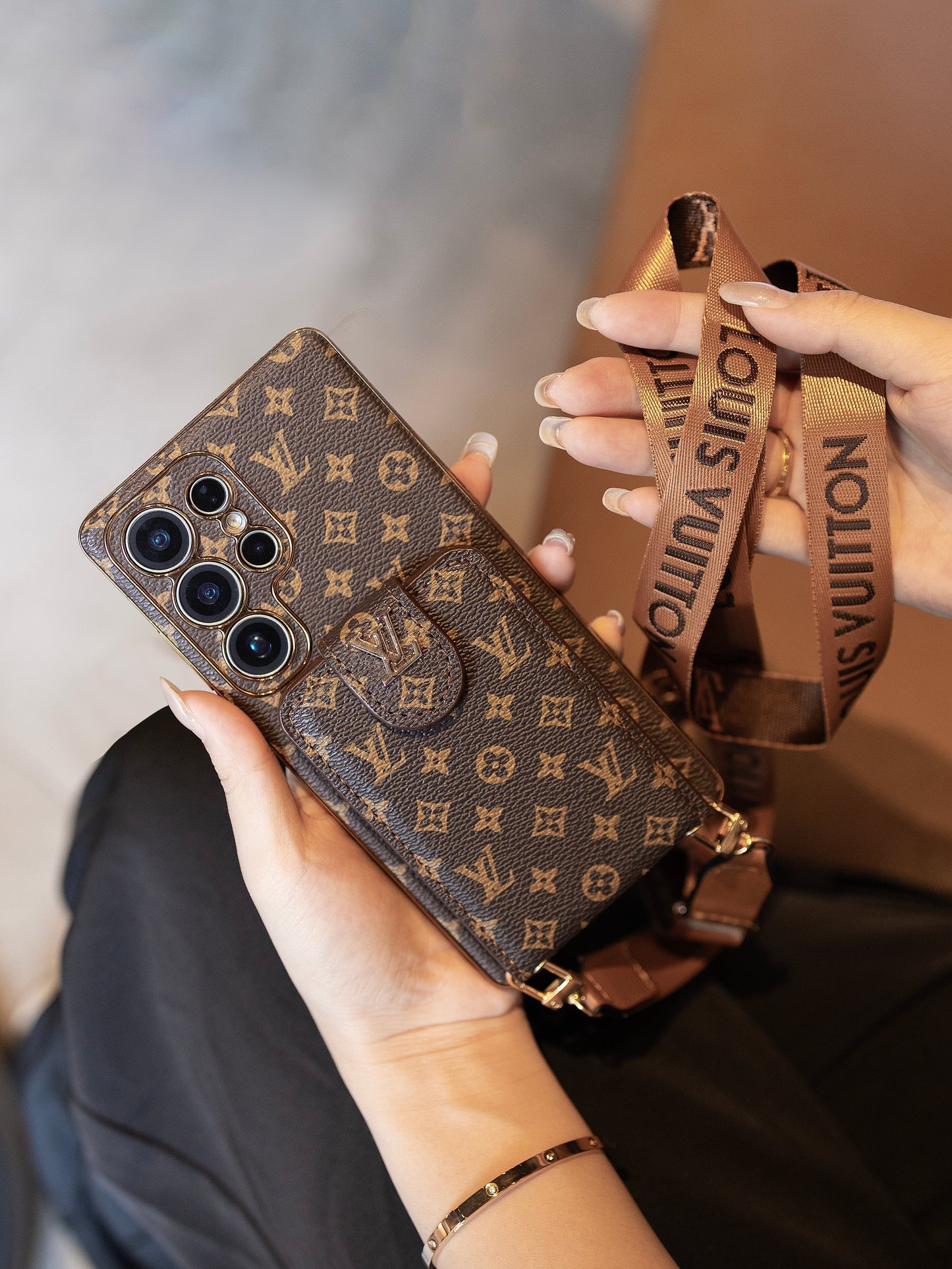 Lyxigt Monogram Läder Multi-Function Telefonfodral med handledsrem