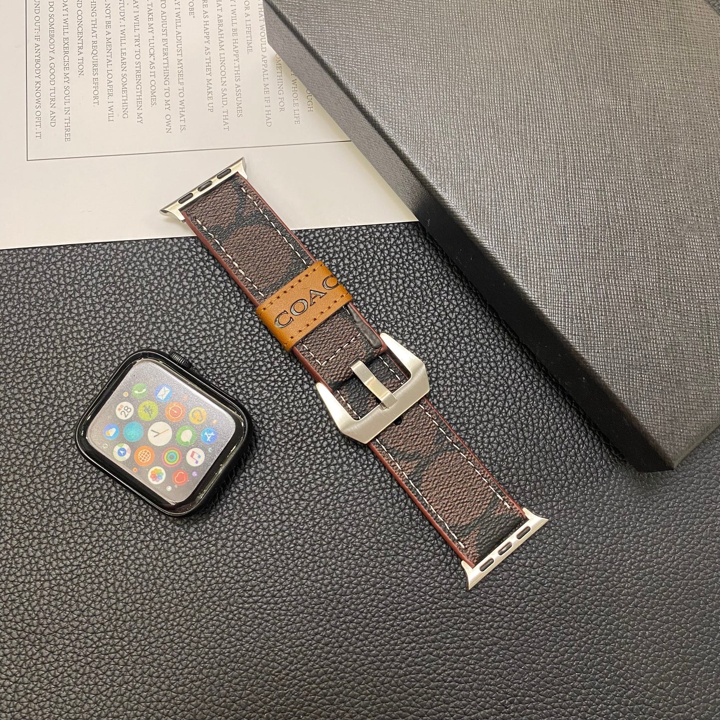 Leder-Coach-Apple-Watch-Armband Dunkelbraun-YHK244221710