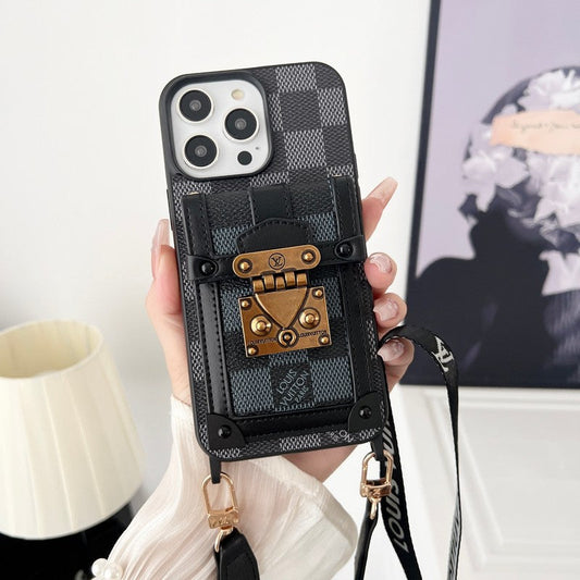 Luxusní černo-bílý crossbody řetízkový obal na iPhone