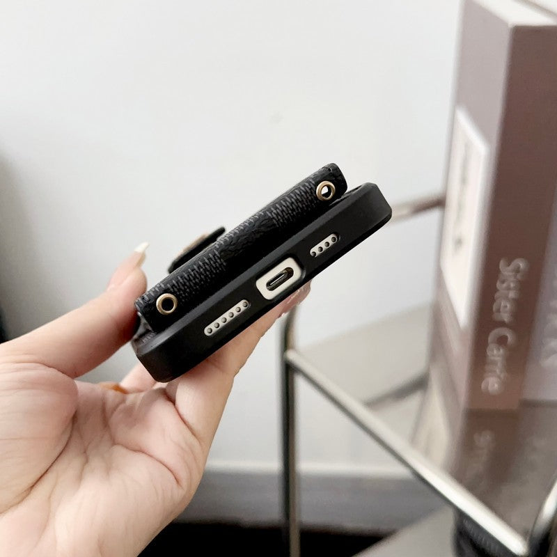Custodia per iPhone con catena a tracolla con borsa per carte premium