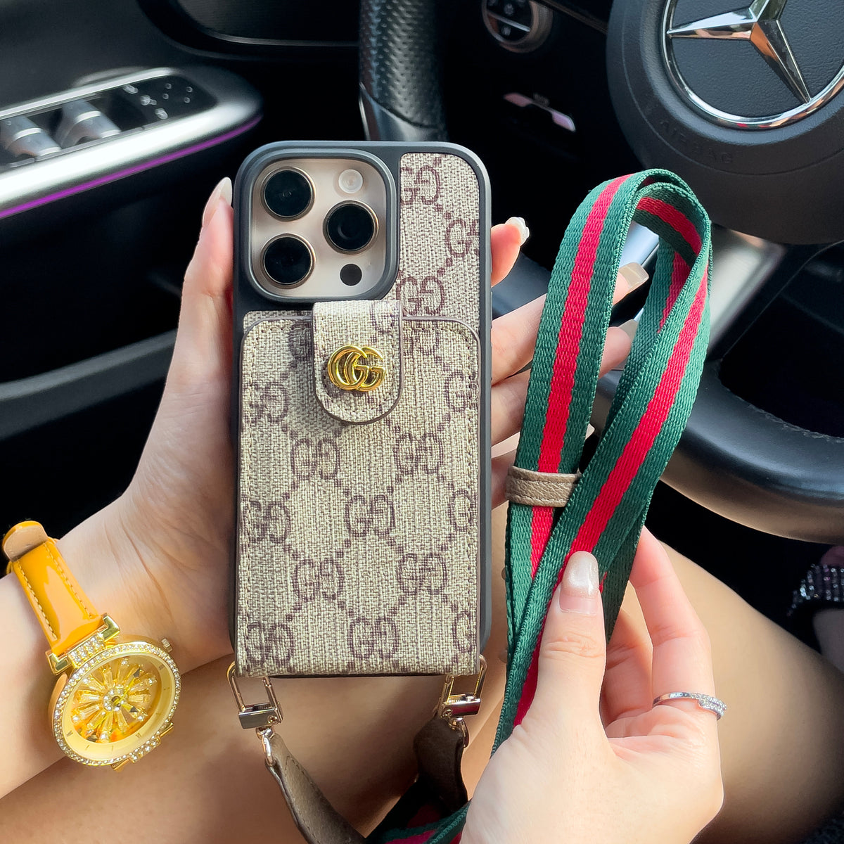 Luksus Crossbody iPhone-deksel med kortholder og stropp