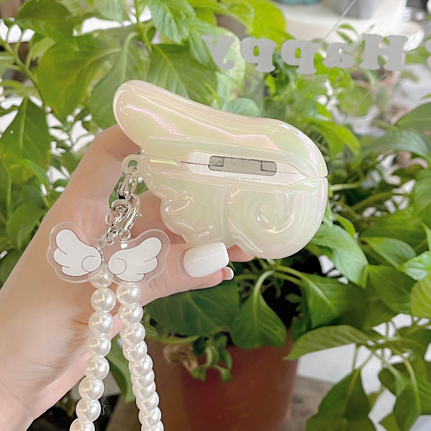 Sciathán Aingeal Cás AirPods le Péarla & Suath Feirbeach