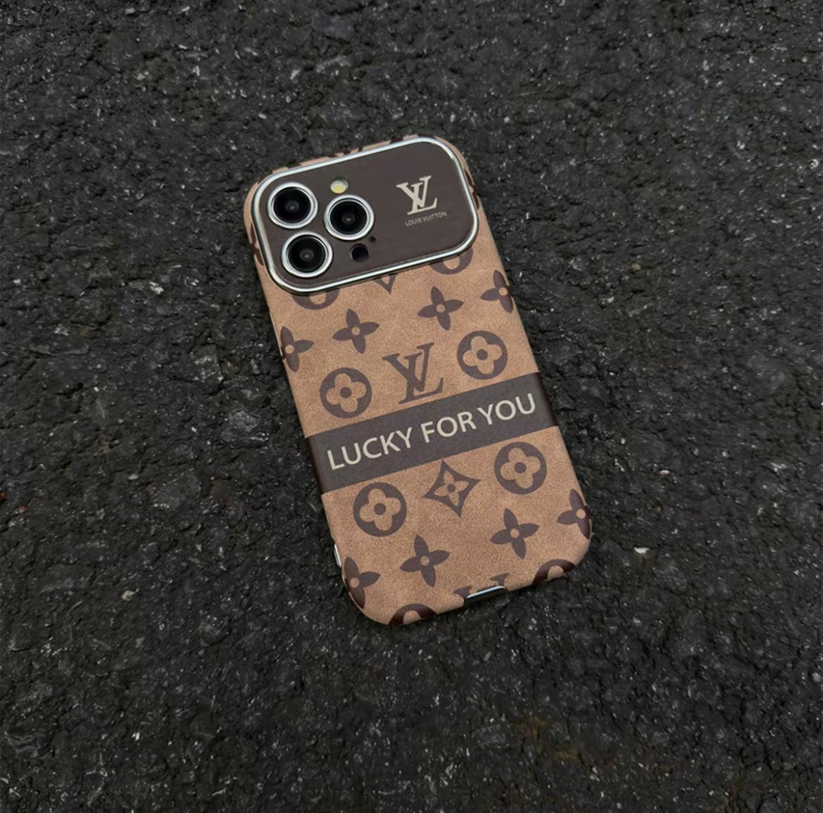 Cea mai bună husă pentru telefon cu textura din piele