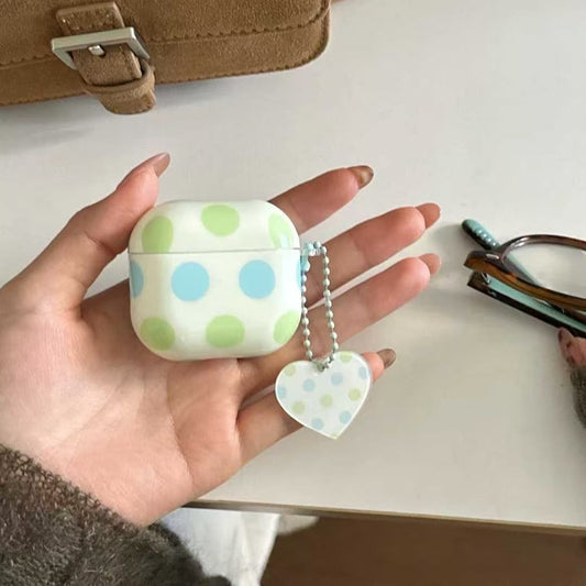 Pouzdro na AirPods Polka Dot se srdíčkem – pastelově modré & zelené