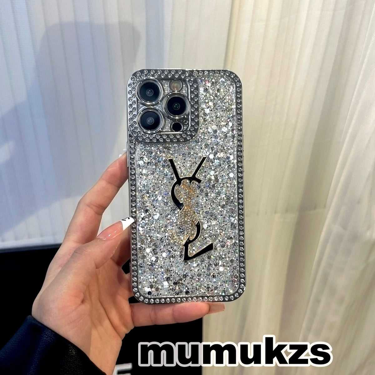 Custodia per iPhone di lusso glitterata olografica ispirata a Y - S - L - Edizione Diamond Shine
