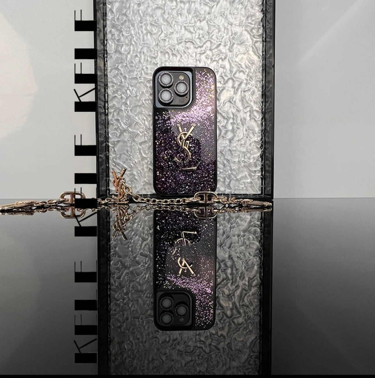 Neue Trends Shine x Mono iPhone-Hülle