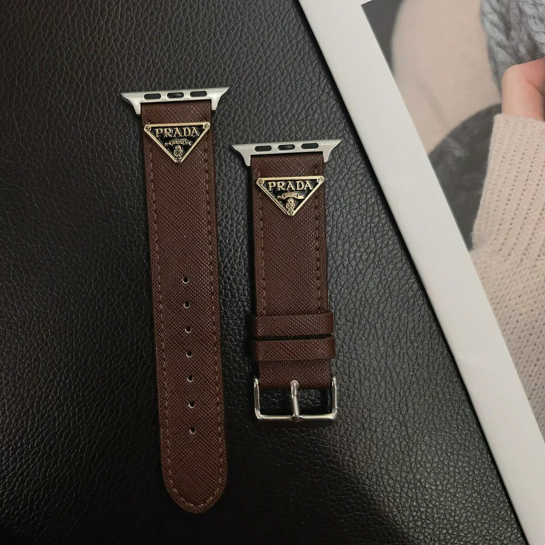 Kožený pásek na Apple Watch s dvojitým trojúhelníkovým monogramem