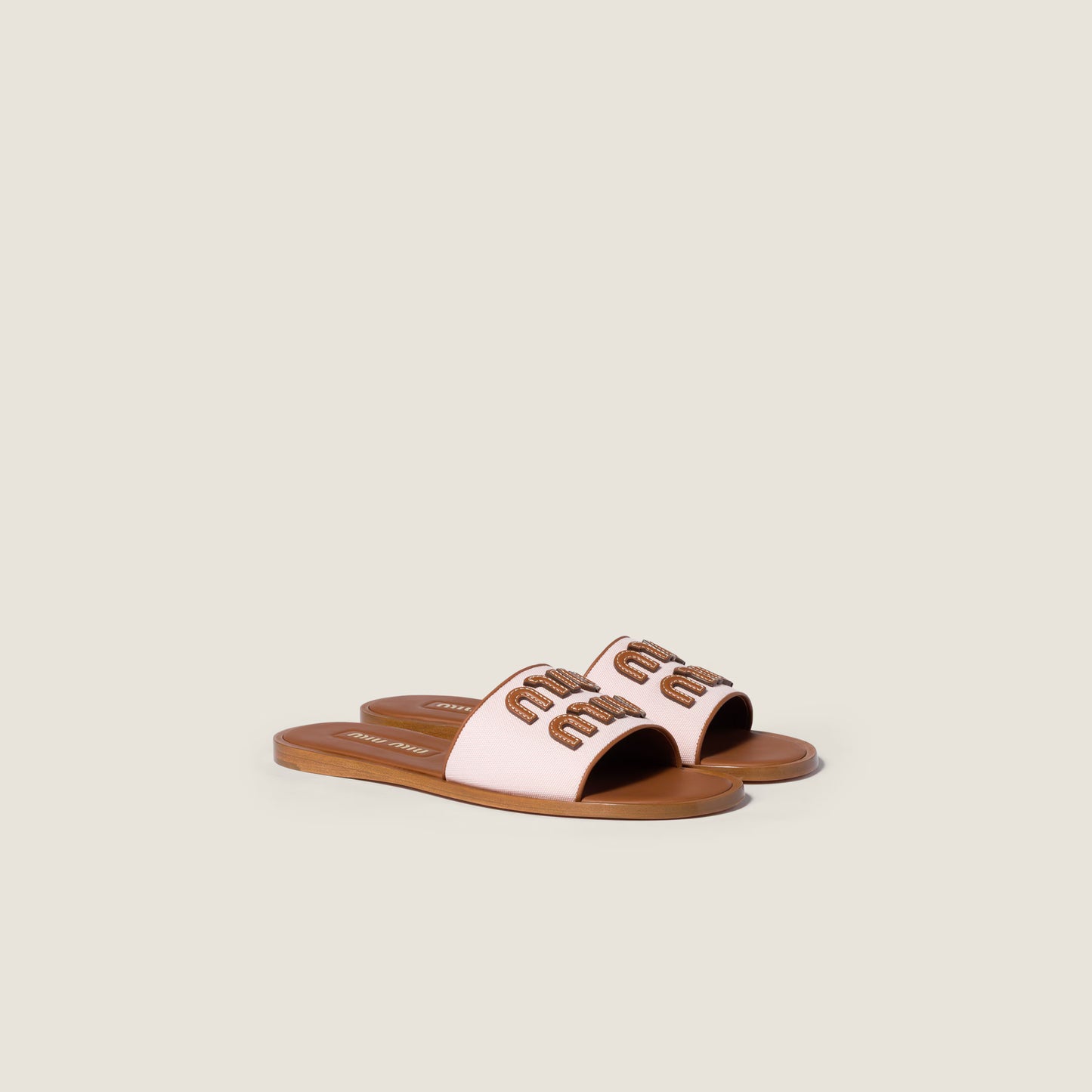 Ciabatte con logo Doppia G Minimal Luxe: sandali piatti chic per tutti i giorni