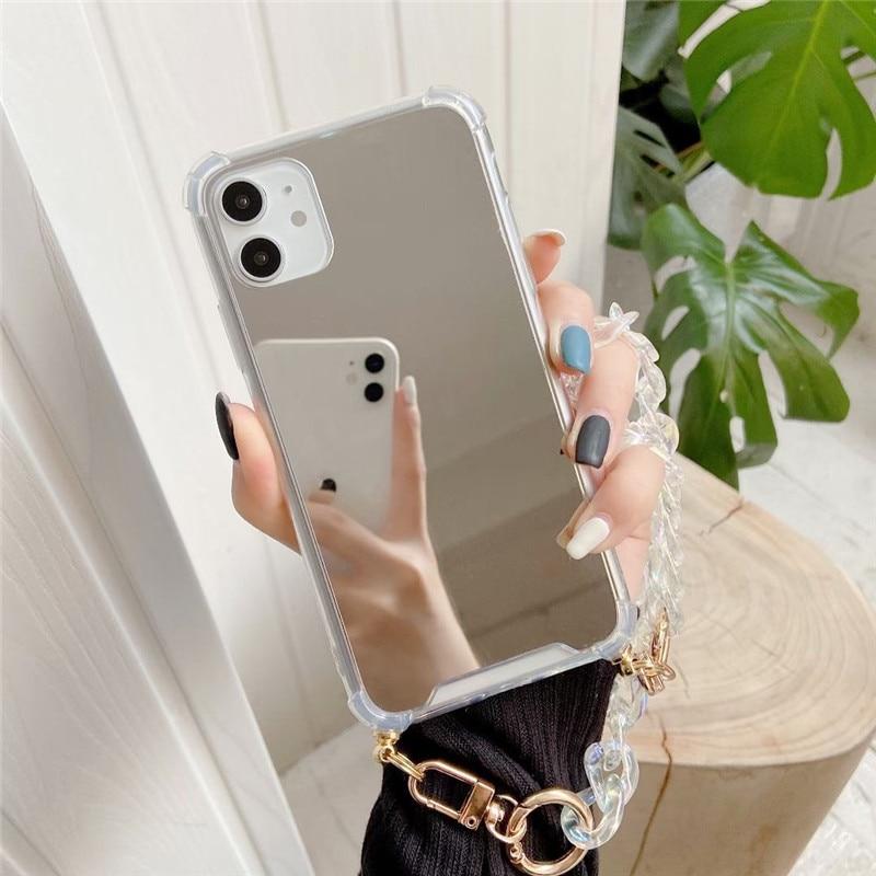 Fashionista iPhone-Hülle mit Spiegelkette