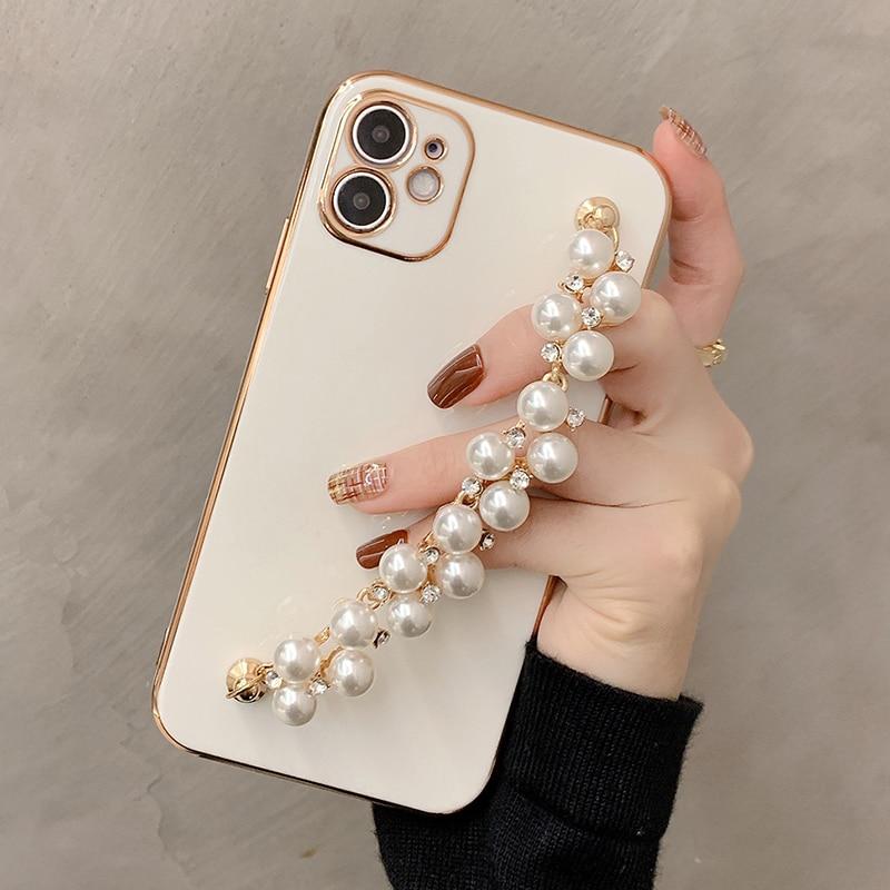 Custodia per iPhone con catena di perle lucide