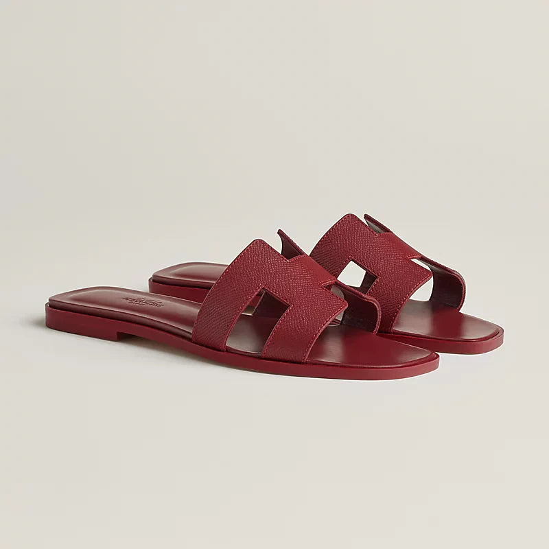 Minimal Double H Logo Slides – Minimal Chic Sandaalit
