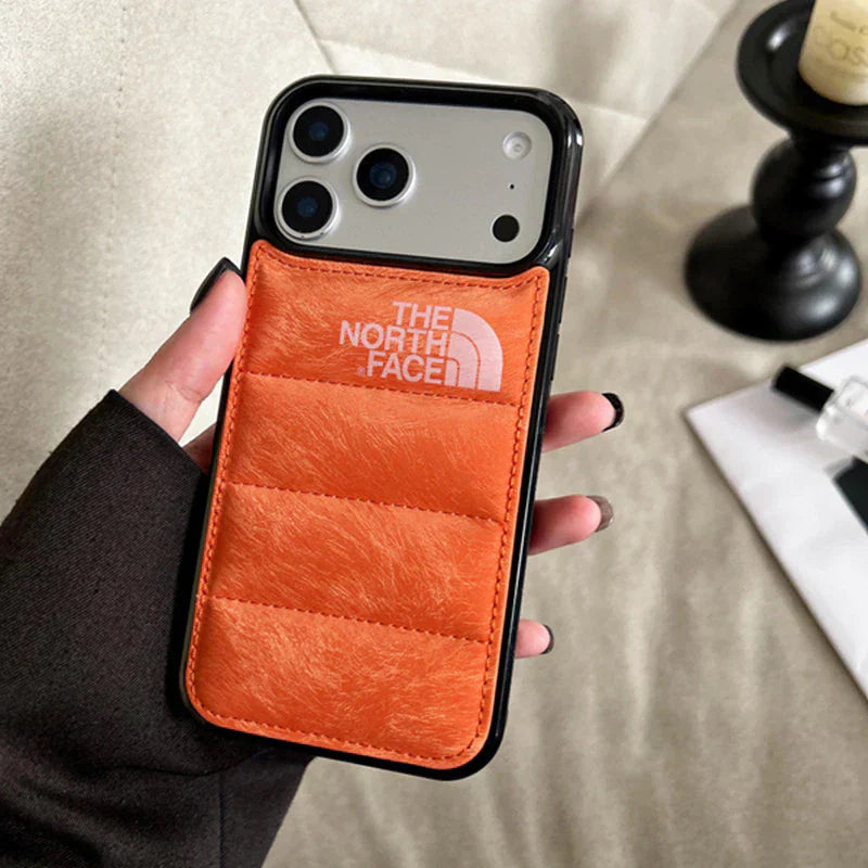 Capa para iPhone em camurça North Puffer